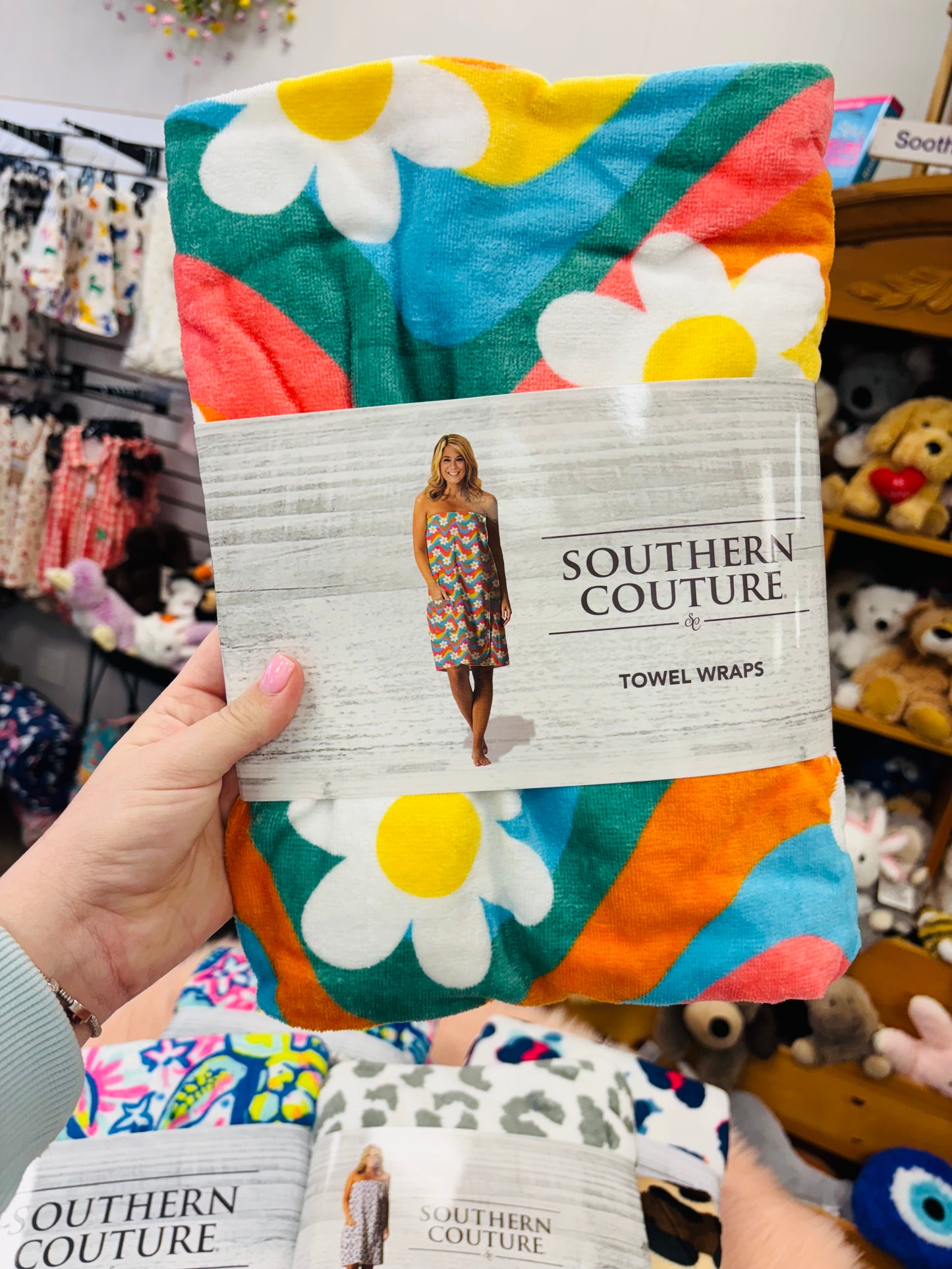 Retro daisies Towel wrap