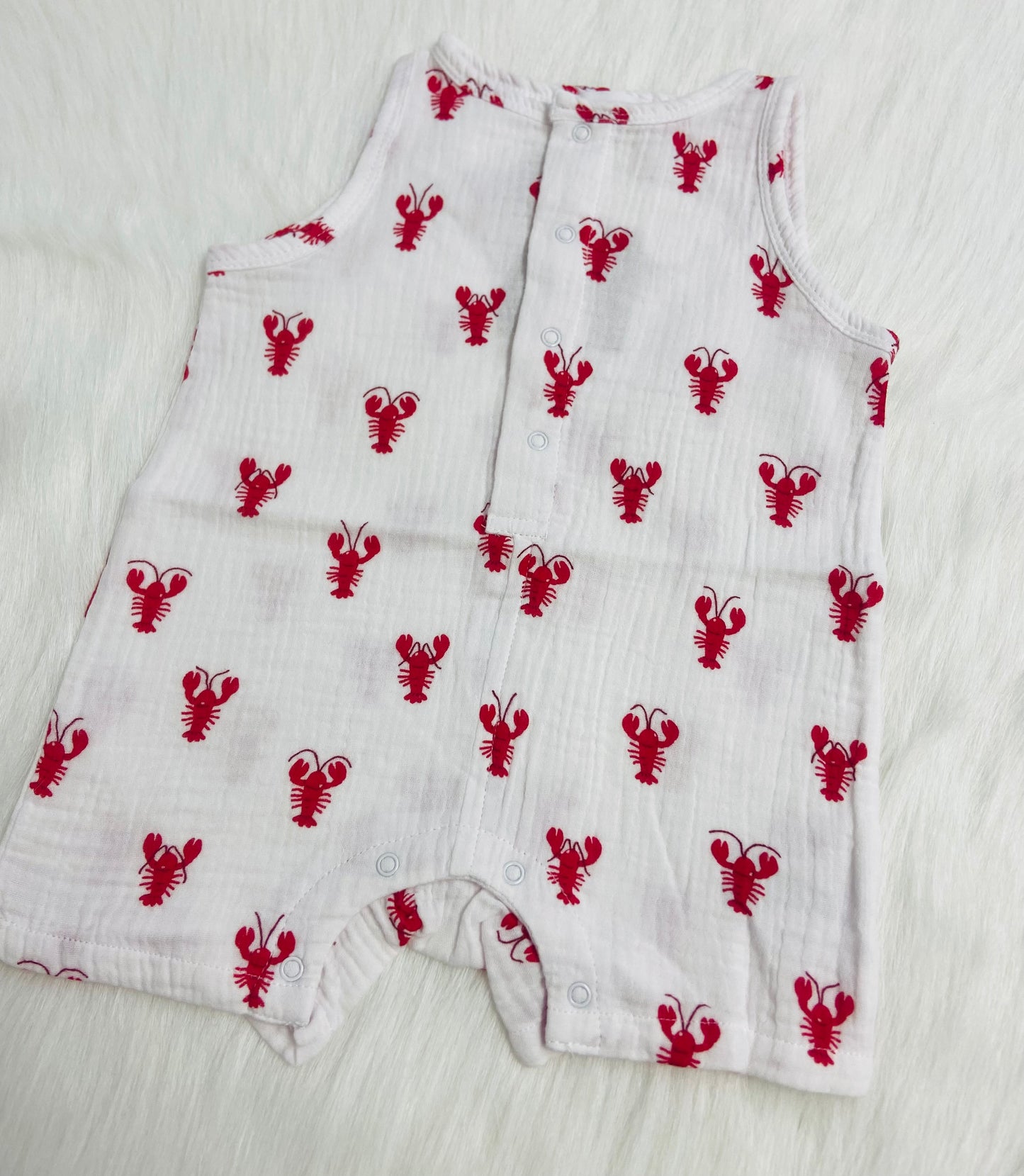 Lobster Muslim sleeveless shorter romper