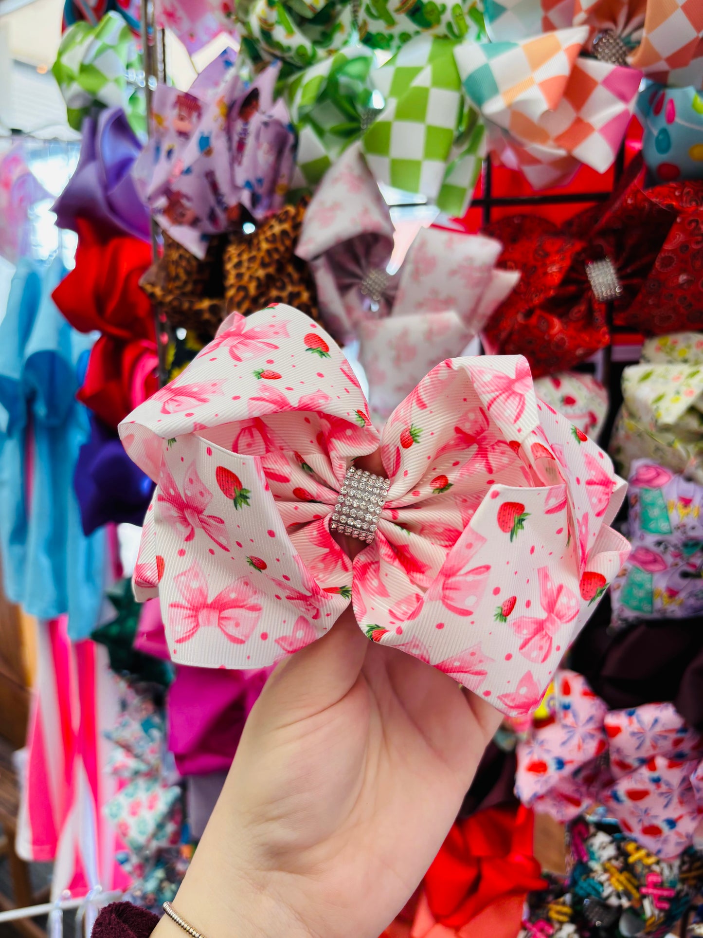 Strawberry bow