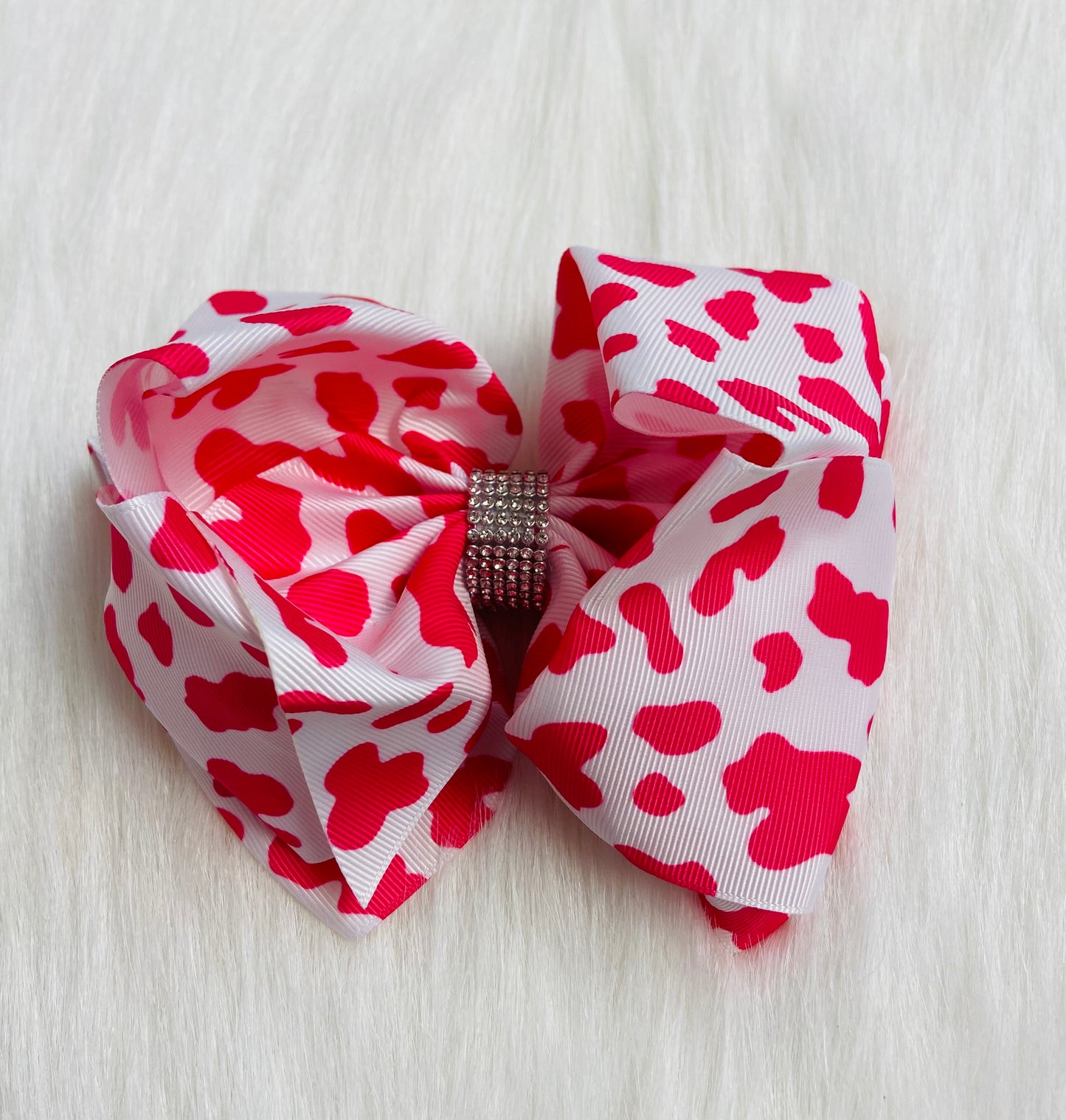Pink cow bow