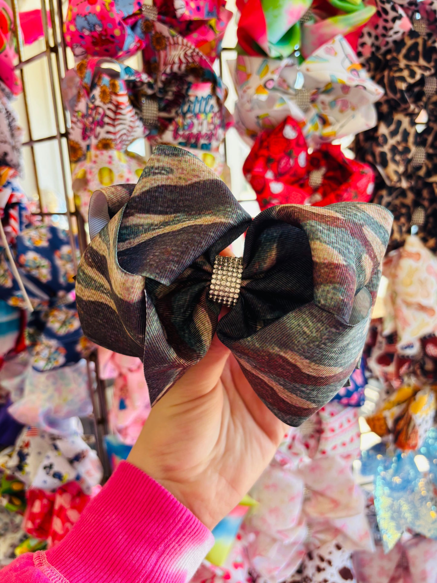 Camo bling bow