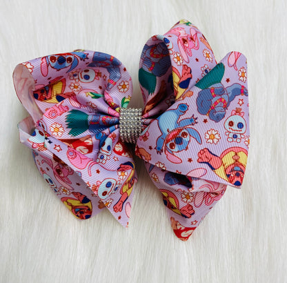 Leo and stitch bow